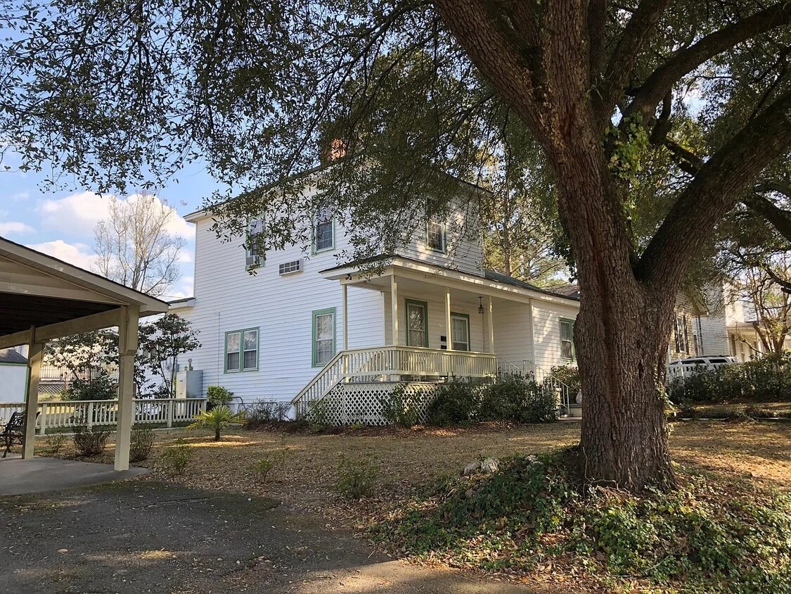 Primary Photo - 730 Maryland St