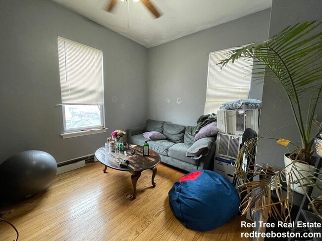 Building Photo - 6 Eldora St