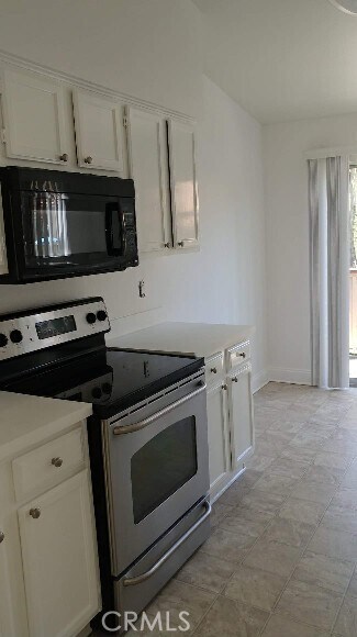 Building Photo - 5255 Box Canyon Ct