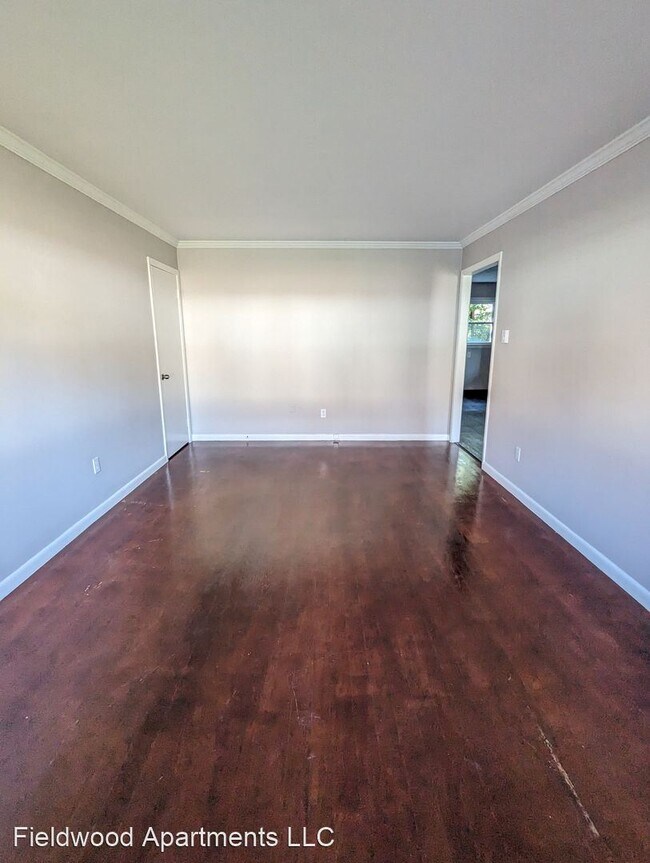 Building Photo - 2 br, 1 bath Apartment - 248 Birchfield Dr...