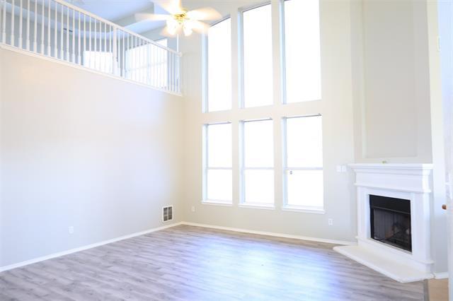 Building Photo - 534 Hackberry Dr