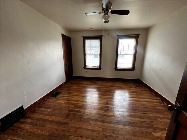 Foto del edificio - 43 Emma St