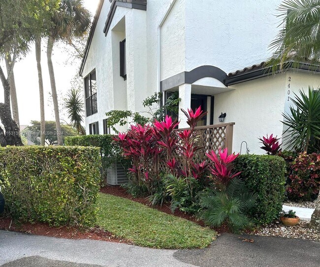 Building Photo - 7525 NW 61st Terrace