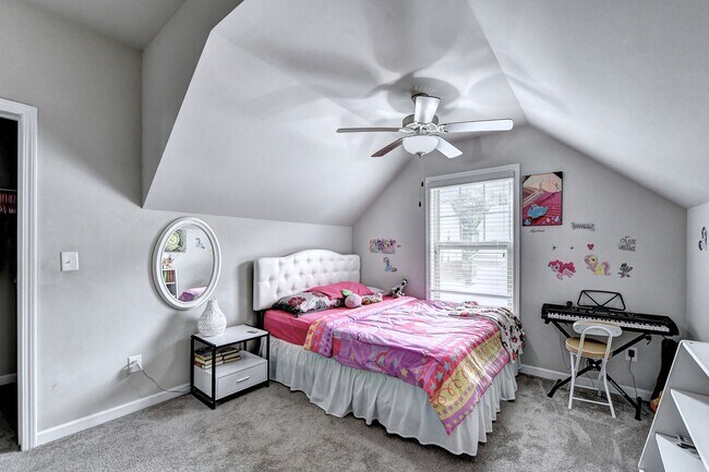 Foto del edificio - 1958 Lakeview Bend Way