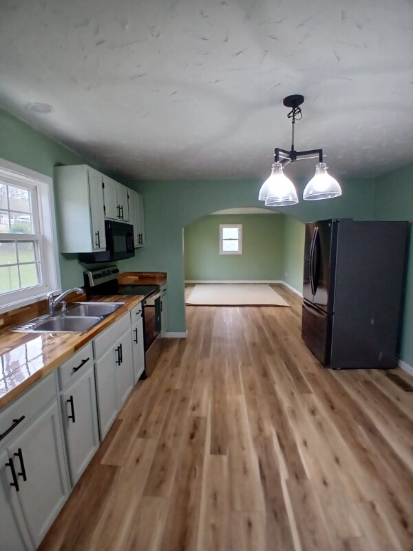 Foto del edificio - 1967 Old Liberty Hill Rd