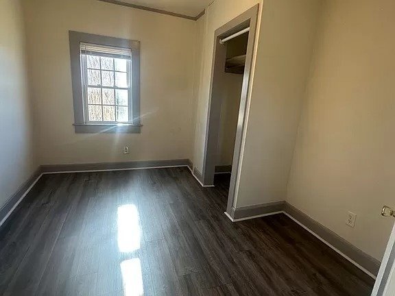 Building Photo - NICE HOME Charming 3-Bedroom Home in New B...