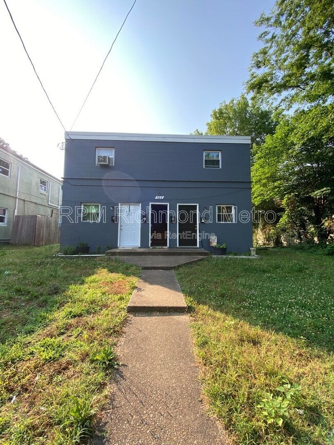 Building Photo - 923 N 20th St