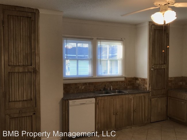 Foto del edificio - 2 br, 1 bath House - 2312 E Second St