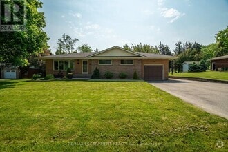 Building Photo - 12 Southmeadow Ct