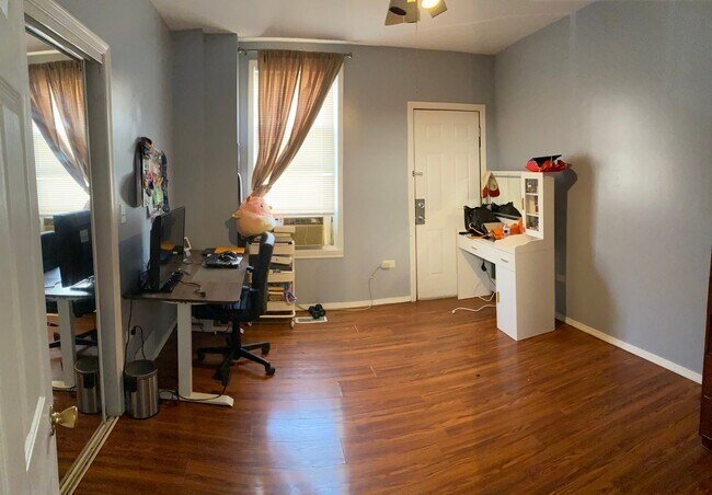 Foto del edificio - 2954 S Haynes Ct