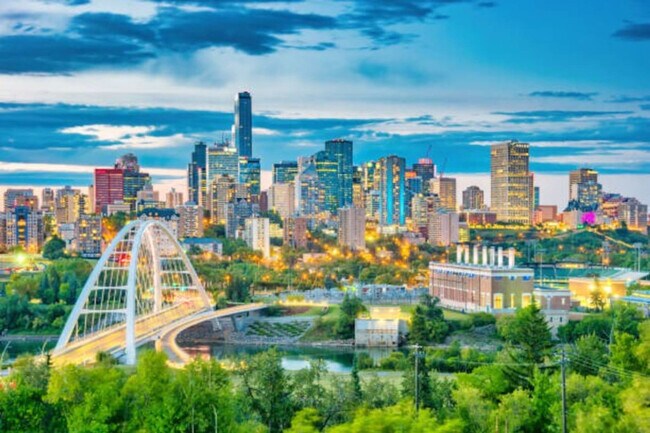 Building Photo - 15803-15897 97 Ave NW