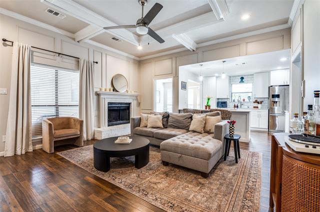 Foto del edificio - 406 Whispering Hills Dr