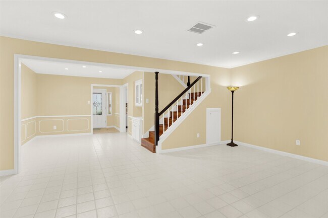 Foto del edificio - 1870 Saxony Ln