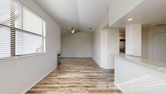 Interior Photo - Inlet Bay at Gateway