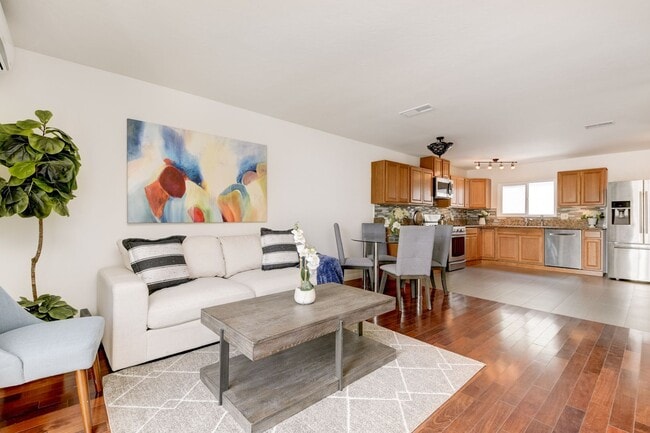 Foto del edificio - Vacation rental at the beach $2800... or long term $3500