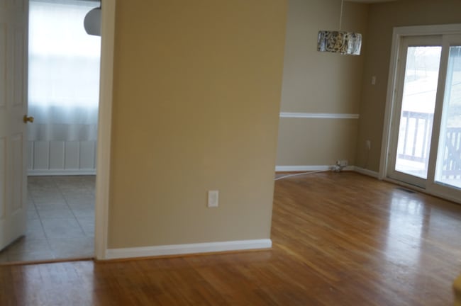 Building Photo - 2504 Bristol Cir