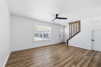 Building Photo - 2400 SE Jayel Terrace