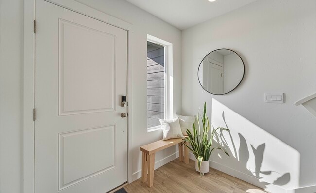 Foto del edificio - 1007 E Midship Wy