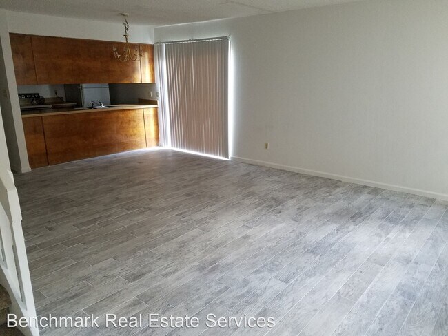 Building Photo - 3 br, 2.5 bath House - 2273 Shady Timbers ...