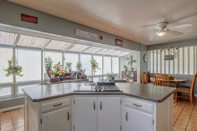 Kitchen - 2433 S Spicewood Ln