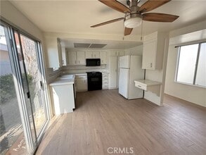 Building Photo - 1547 Wintergreen Pl