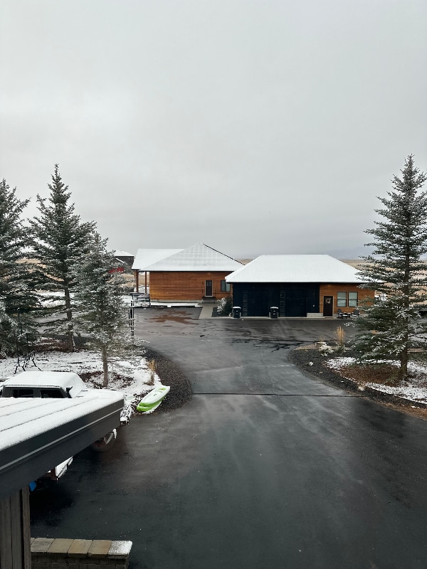 Building Photo - 993 Dry Creek Trail