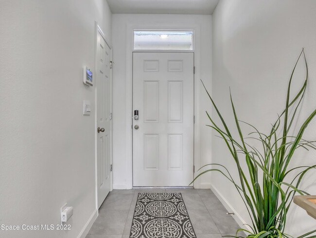 Foto del edificio - 7418 Tourmaline Dr