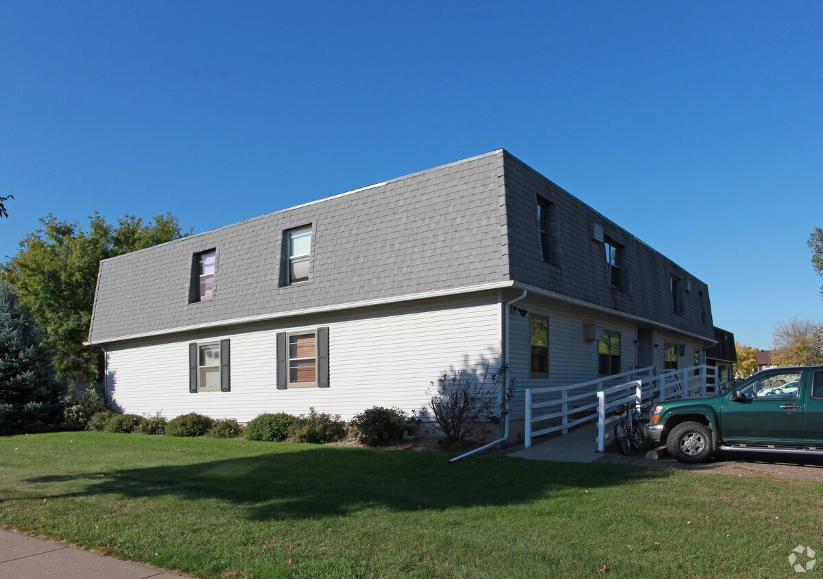 Foto principal - 211 W Johnson St