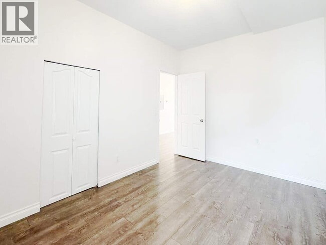 Building Photo - 1 BR-6952 CURTIS STREET