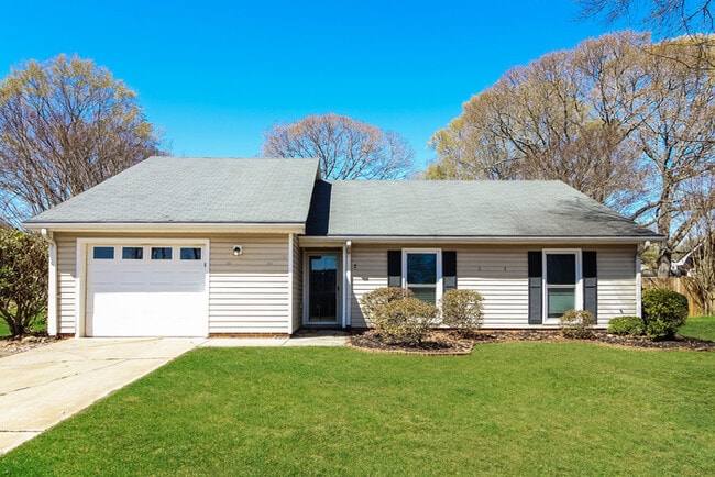 Building Photo - 7 Poppy Meadow Ln