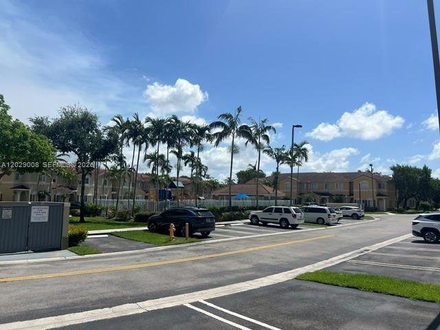 Foto del edificio - 8258 NW 108th Pl