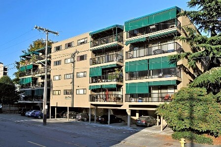 Primary Photo - 600 Bellevue Ave E