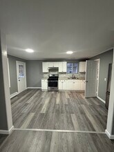 Building Photo - 79 Byfield St