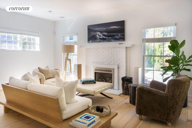 Foto del edificio - 34 Birchwood Ln