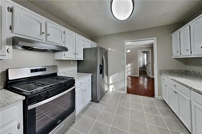 Foto del edificio - 4505 Laurie Ln SW