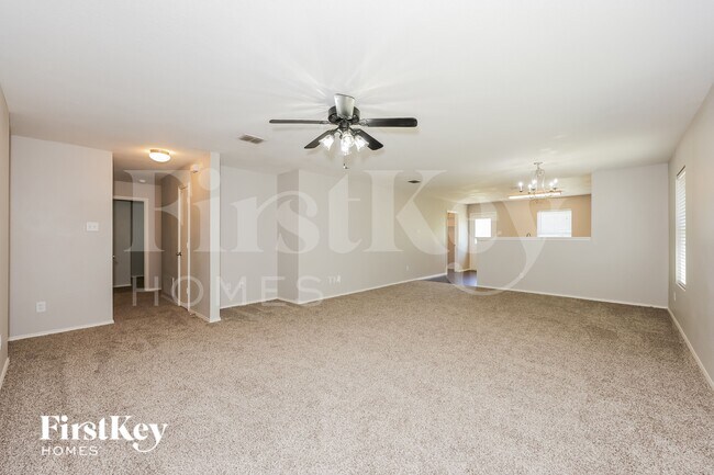 Building Photo - 6417 Meadow Way Ln