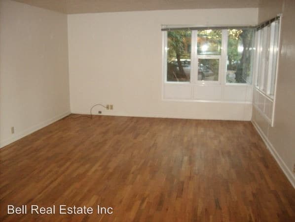 Building Photo - 5 br, 2 bath Apartment - 1539 Walnut Street