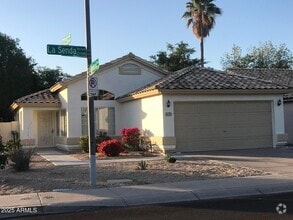 Building Photo - 7160 W La Senda Dr
