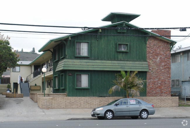 Building Photo - 1176 N Cuyamaca St