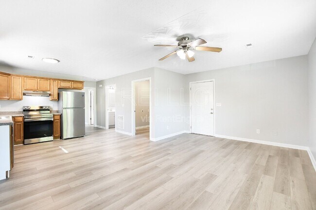 Foto del edificio - 304 Keeneland Dr
