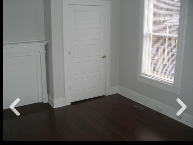 Building Photo - 710 Hambrick Ave