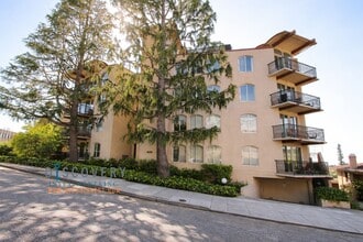 Building Photo - 5405 Carlton St