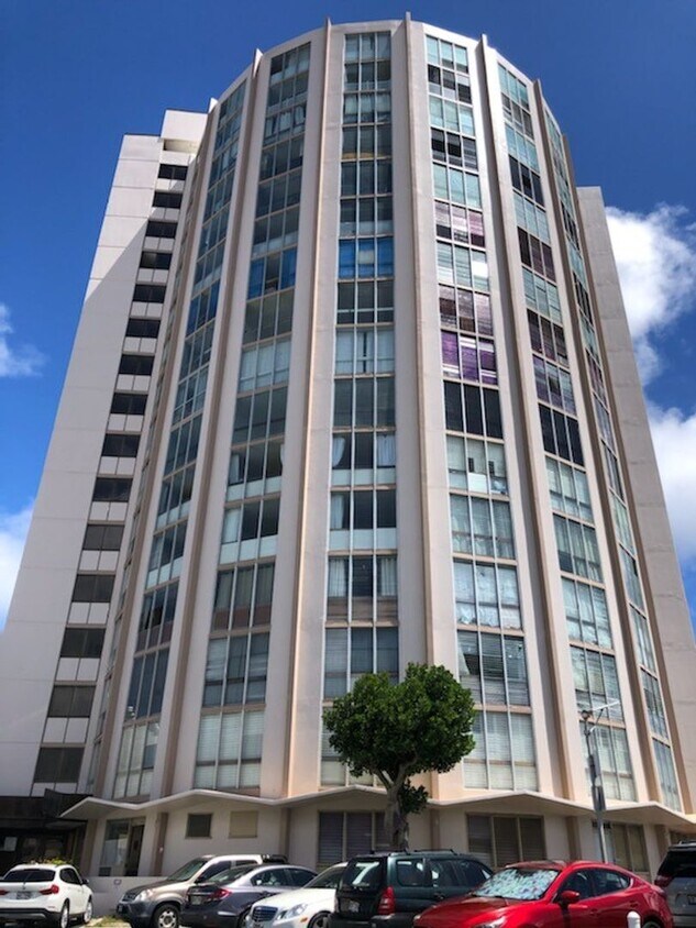 Primary Photo - Kaimuki Jade 2 Bedroom, 1.5 Bath, 1 Parking!!