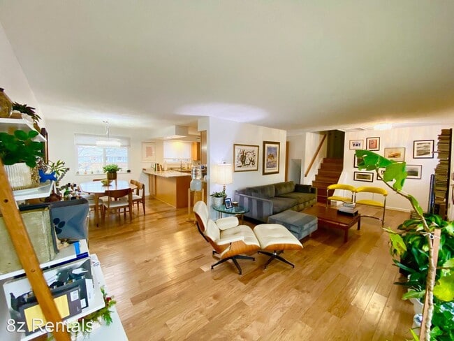 Building Photo - 5 br, 3 bath House - 2867 Loma Place