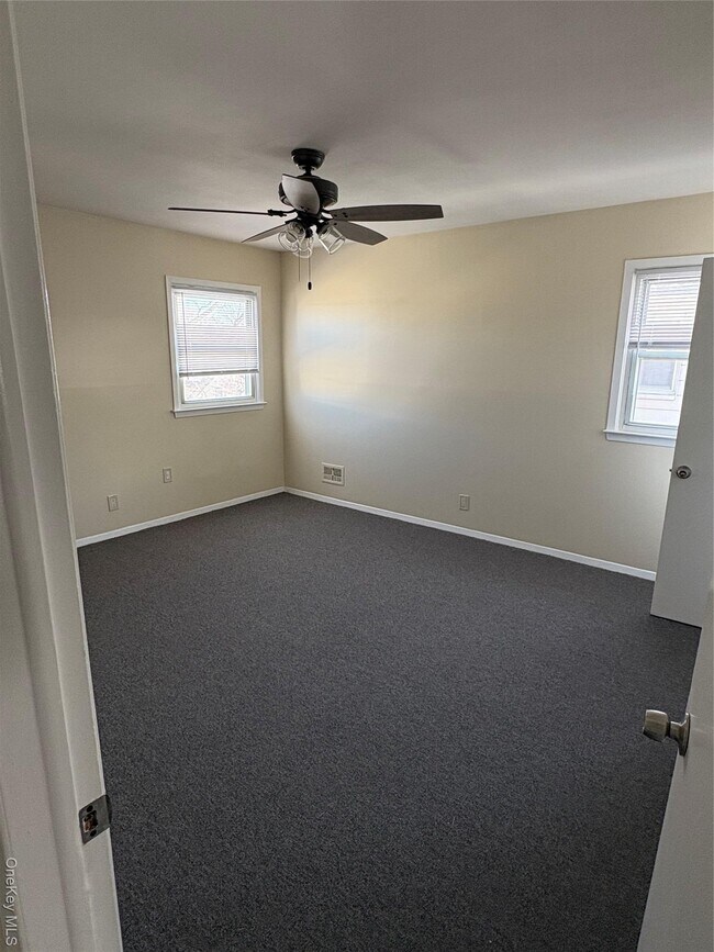 Building Photo - 235-09 147th Dr