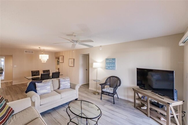 Foto del edificio - 1055 W Peppertree Dr