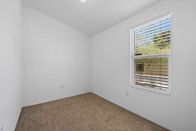 Foto del edificio - 5505 N Shannon Rd