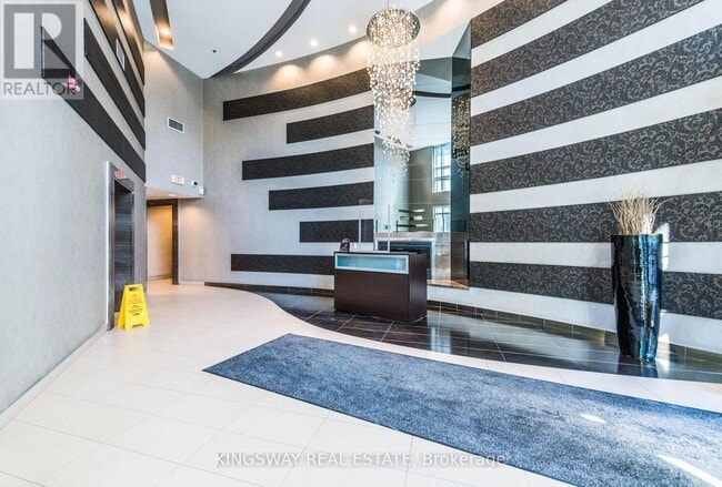 Building Photo - 80 Absolute Ave