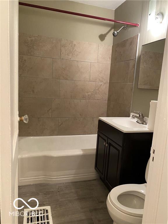 Foto del edificio - 4023 Clarendon Rd