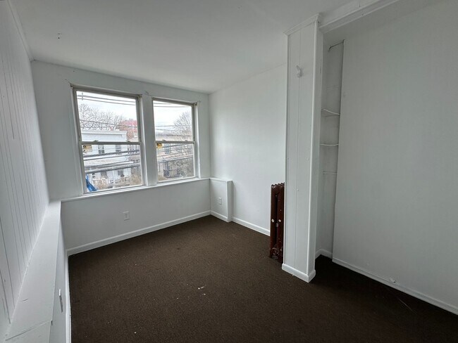 Foto del edificio - 66 Louis St